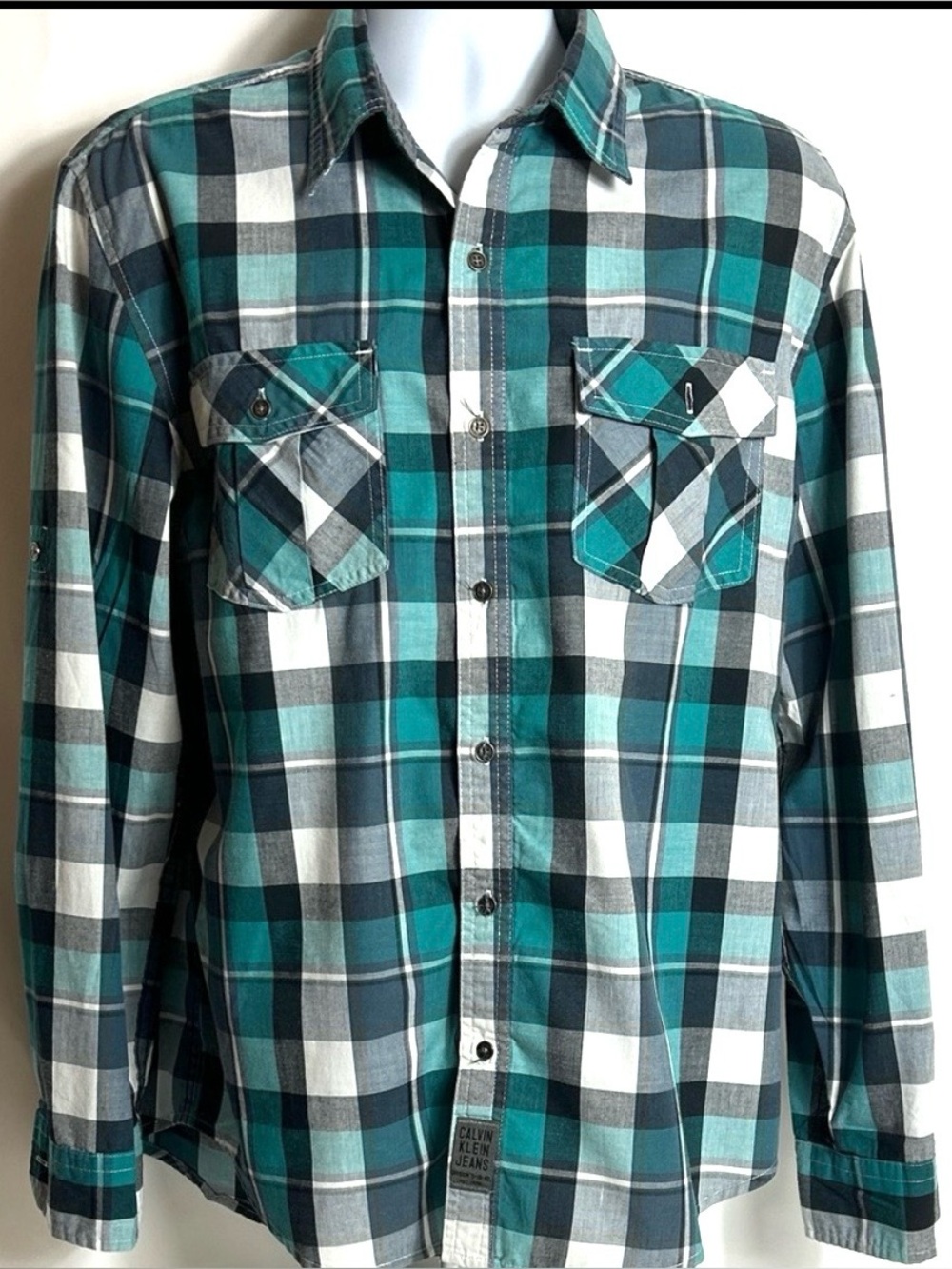 Calvin Klein Men’s Size Large Green Black Plaid Button Front Long Sleeve Shirt